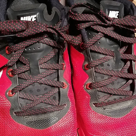 NIKE Flywire shoes - Picture 16 of 16